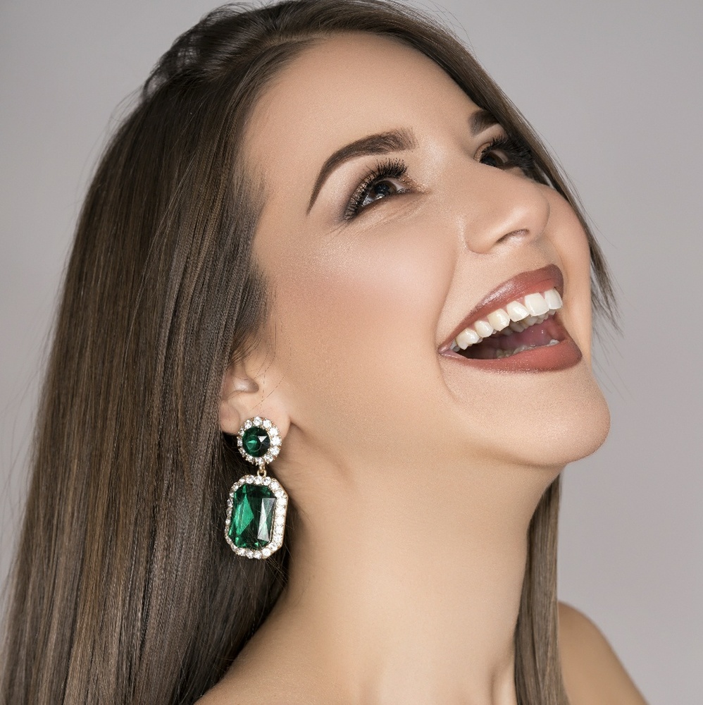 Meet your Posher, Roxana